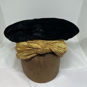 Vintage retro stunning 1950’s hat